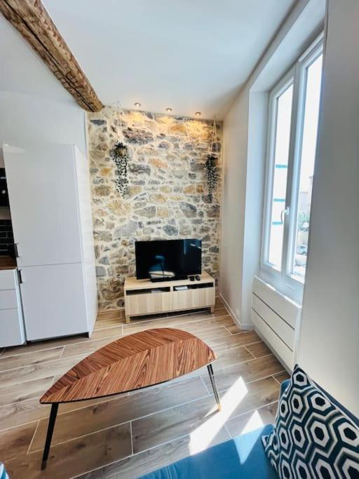 Superbe Appartement Au Coeur Du Mourillon Refais A Neuf Proche Des Plage ツーロン エクステリア 写真
